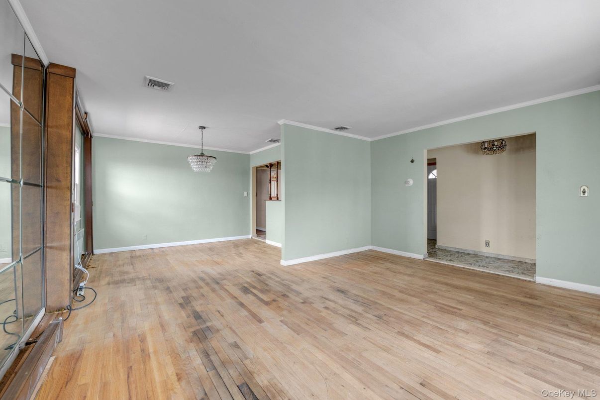 Chandelier, Empty room, Interior, Wood Texture Flooring