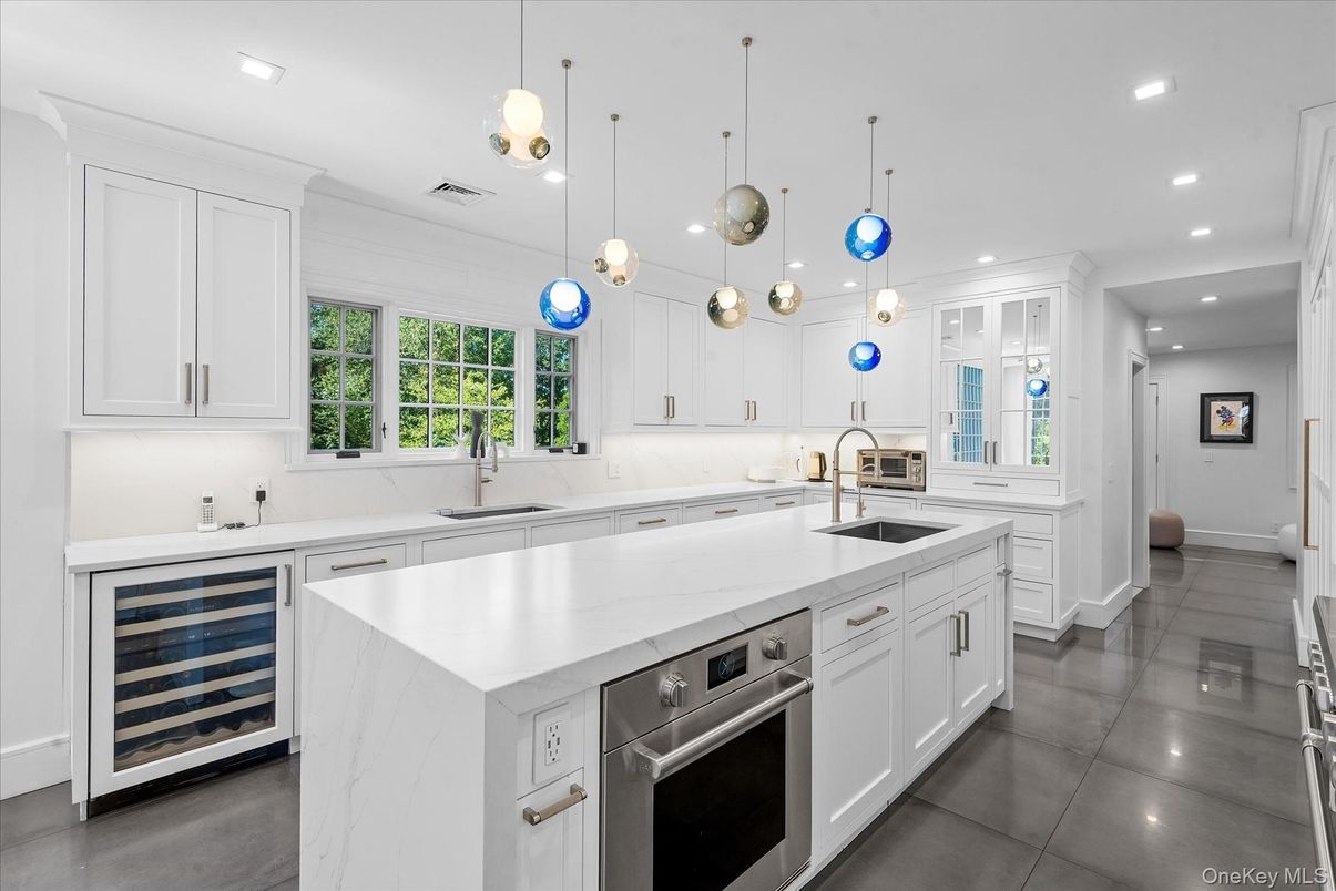 Interior, Kitchen, Pendant Lights, Recessed Lighting, Stainless Steel Appliances