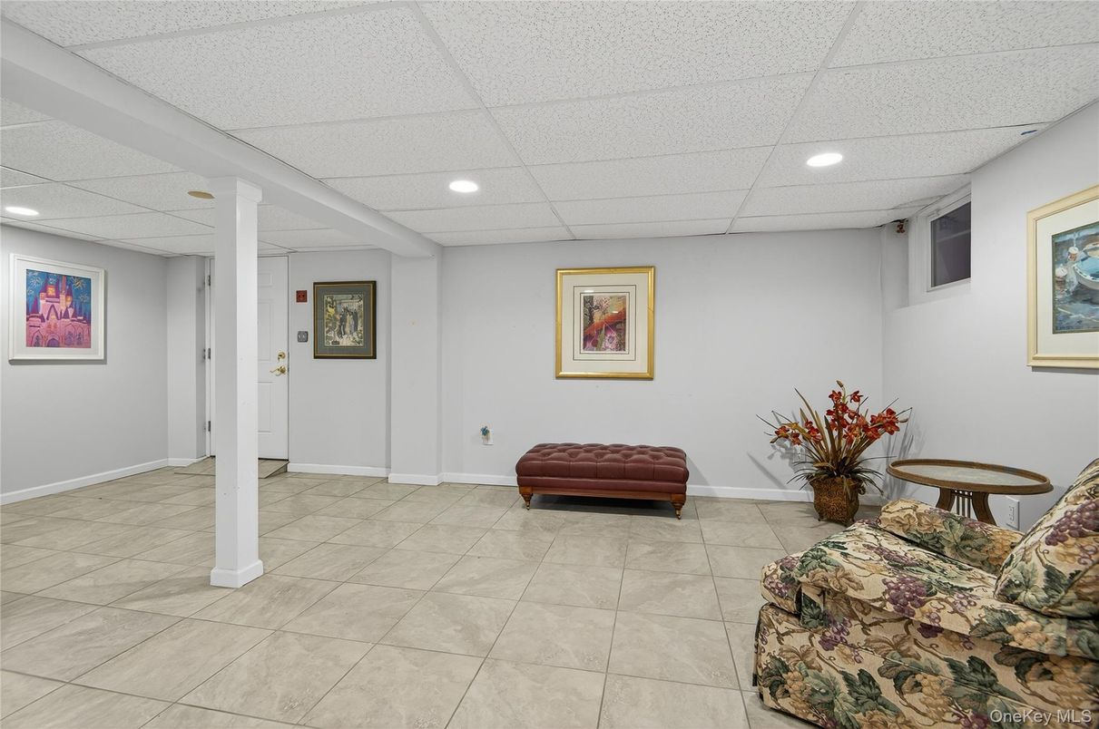 Interior, Recessed Lighting