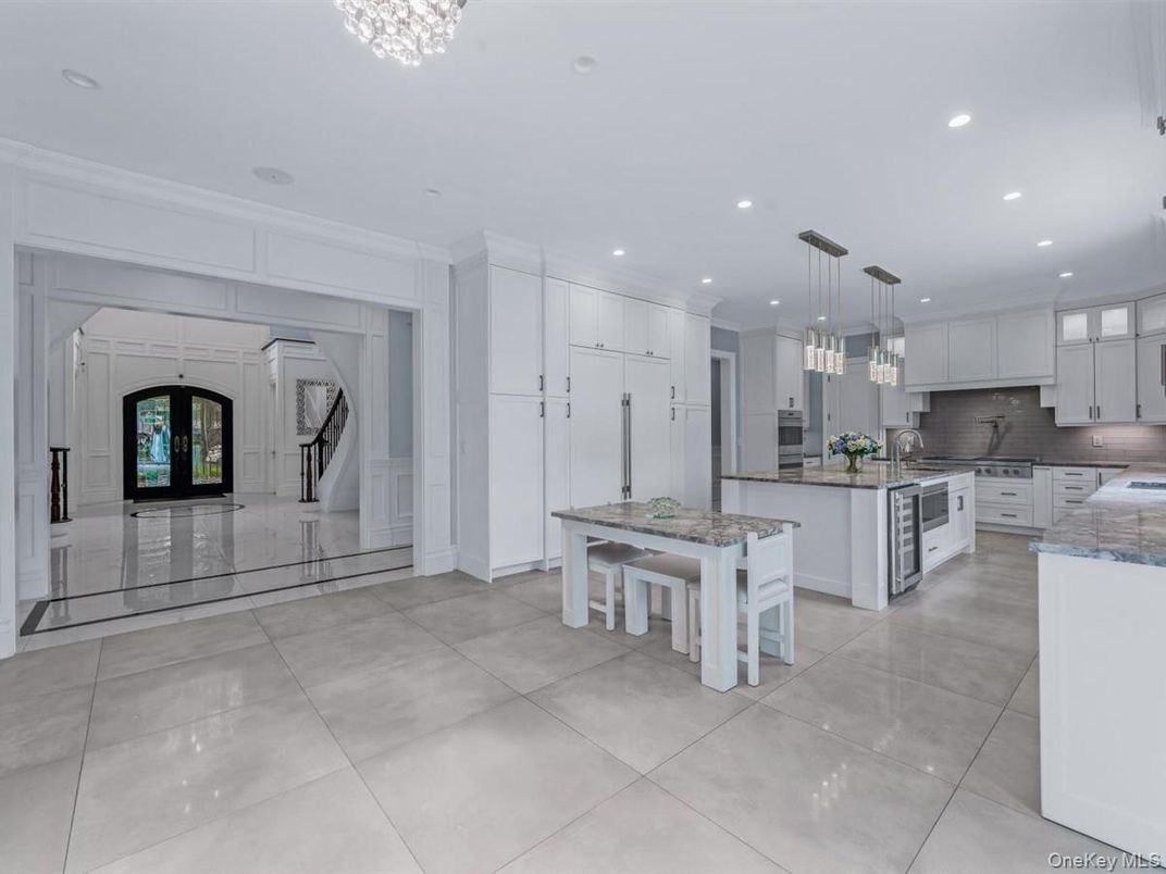 Interior, Kitchen, Pendant Lights, Recessed Lighting