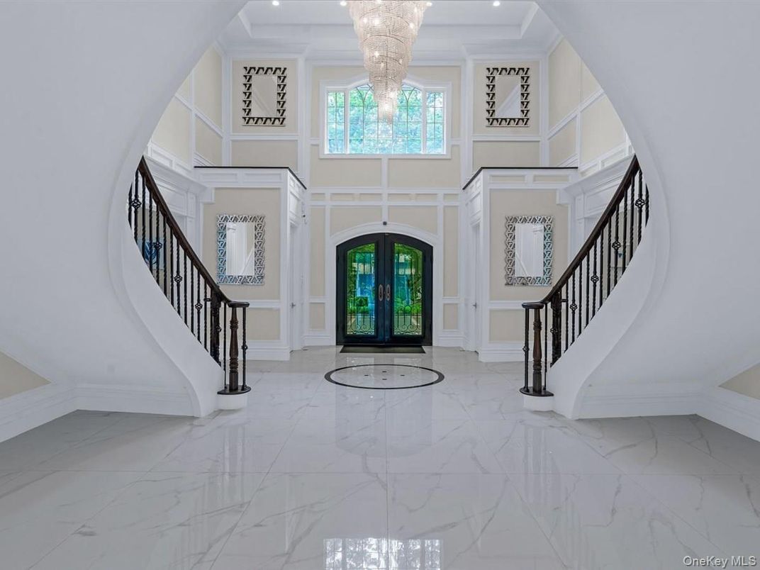 Chandelier, Interior, Marble