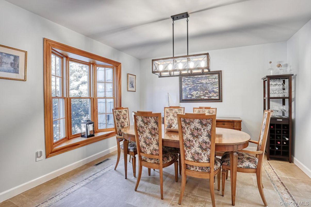 Dining room, Interior, Pendant Lights