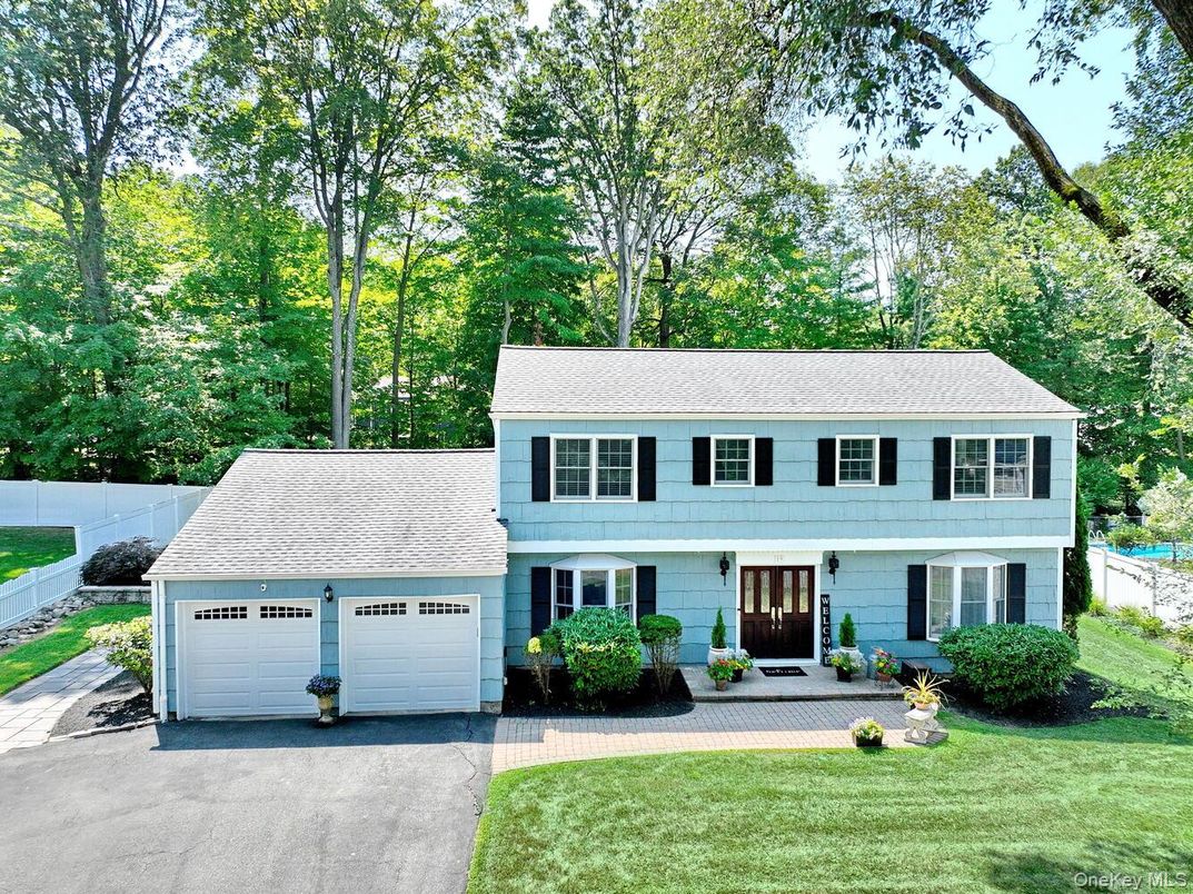 Attached, Exterior, Facade, Georgian