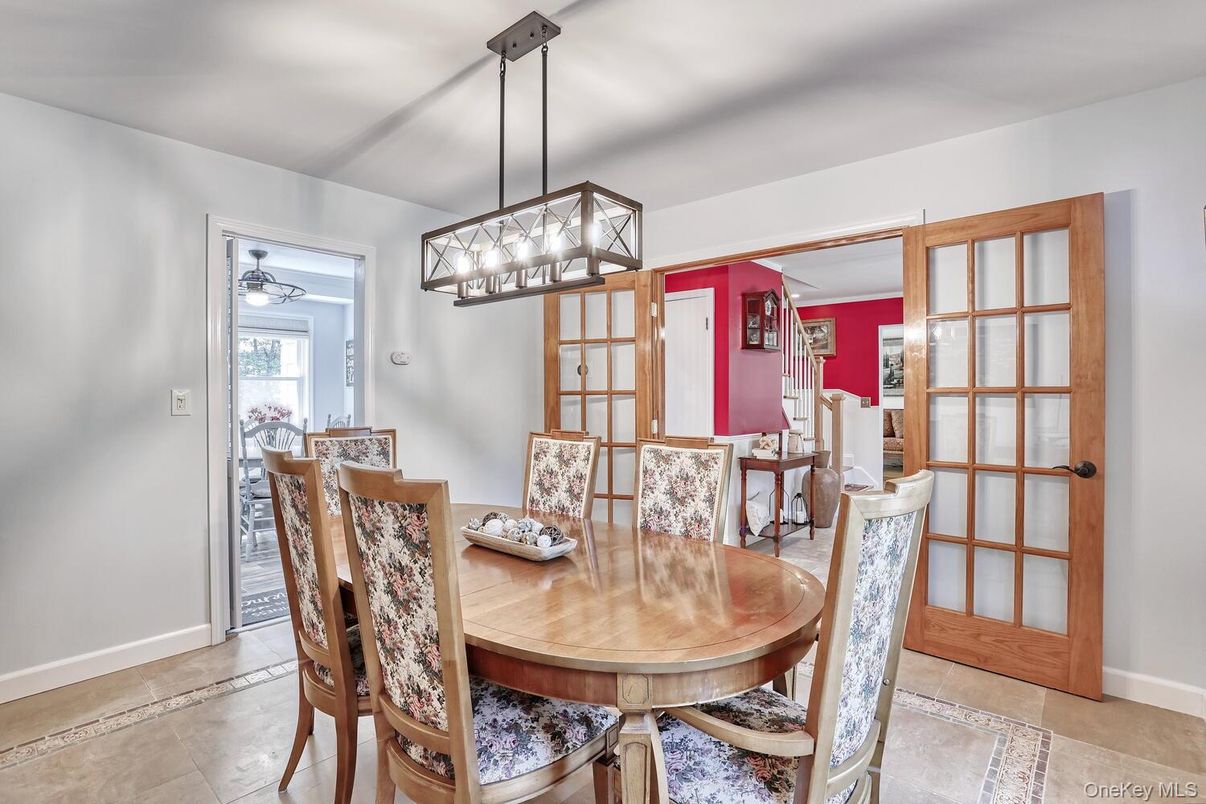 Dining room, Interior, Pendant Lights