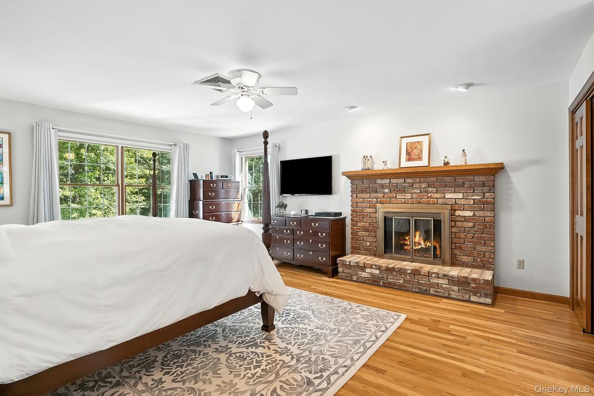 Bedroom, Fireplace, Interior, Wood Texture Flooring