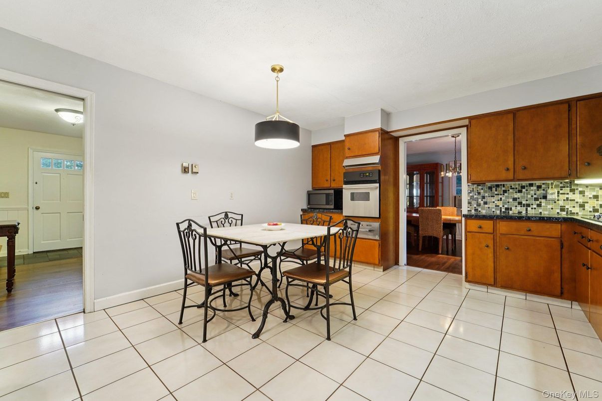 Dining room, Interior, Kitchen, Pendant Lights