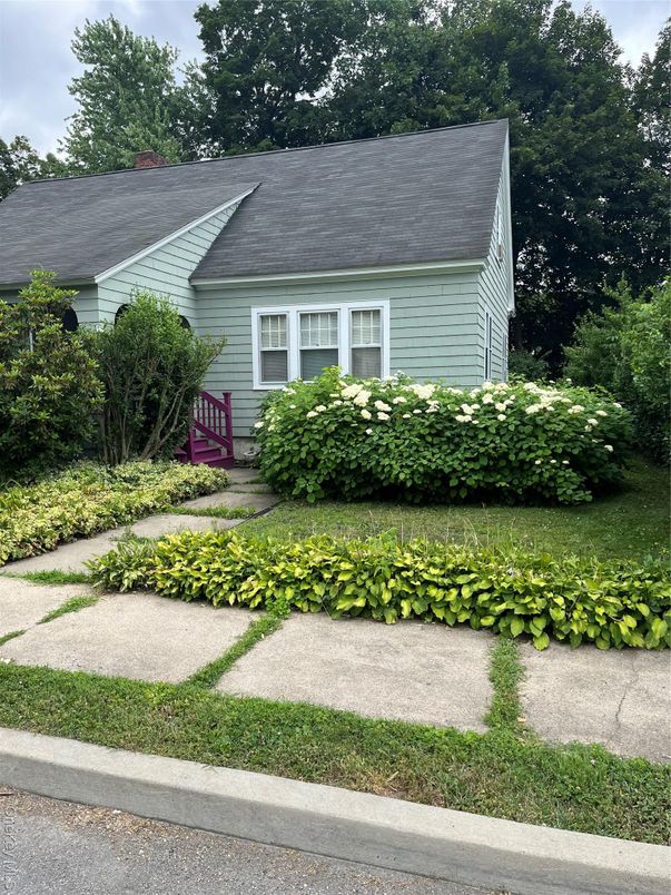 Exterior, Facade, Cape Cod
