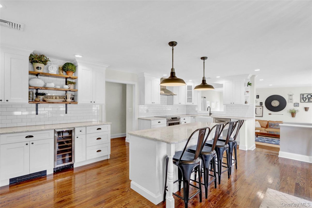 Interior, Kitchen, Pendant Lights, Recessed Lighting, Wood Texture Flooring