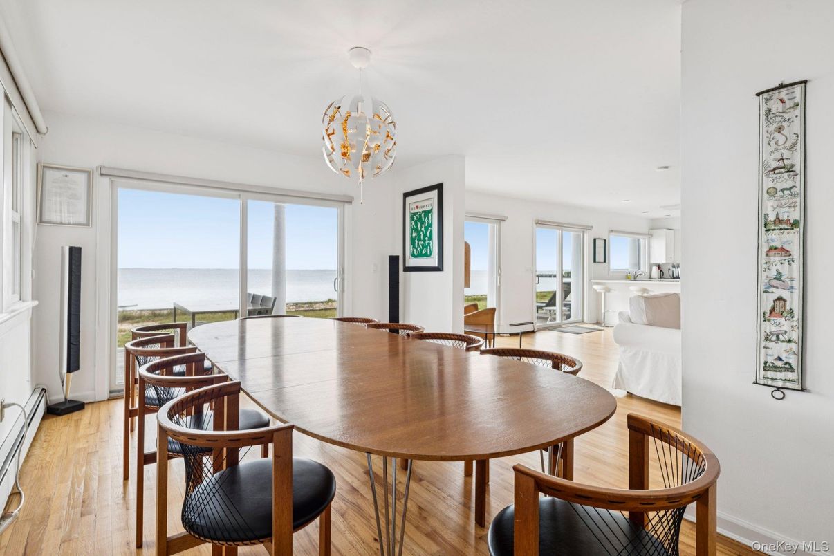Dining room, Interior, Pendant Lights, Recessed Lighting, Water, Wood Texture Flooring