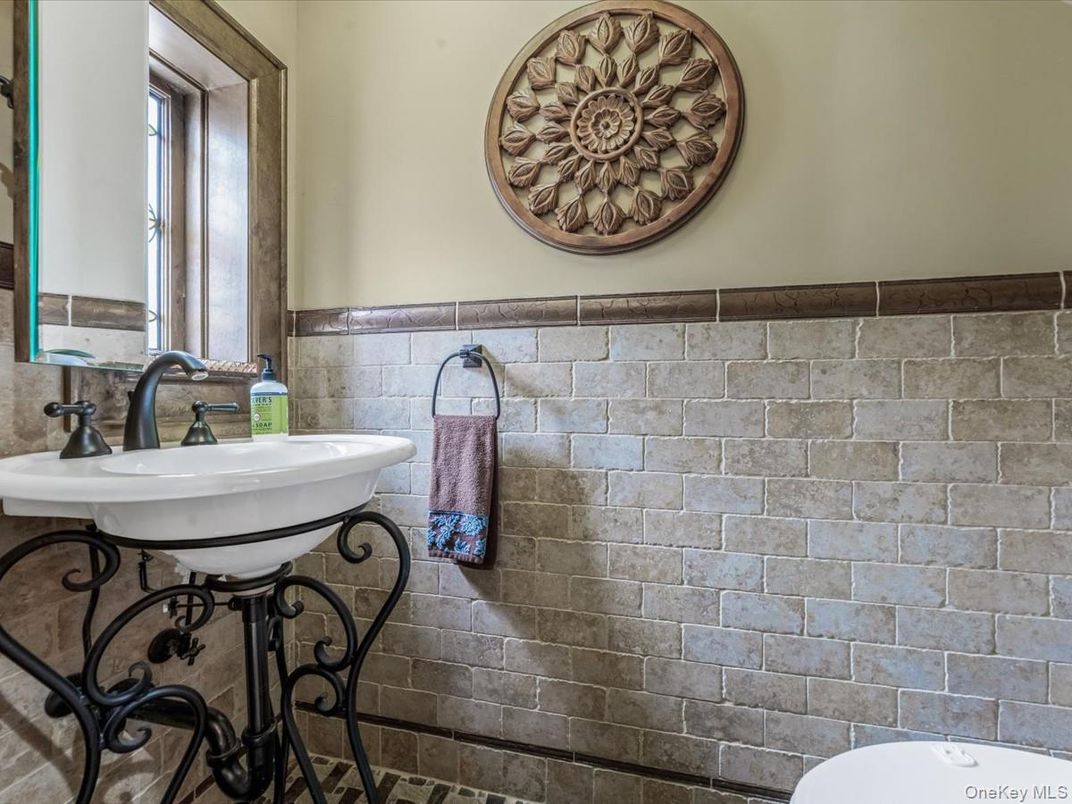 Bathroom, Interior, Stone Walls