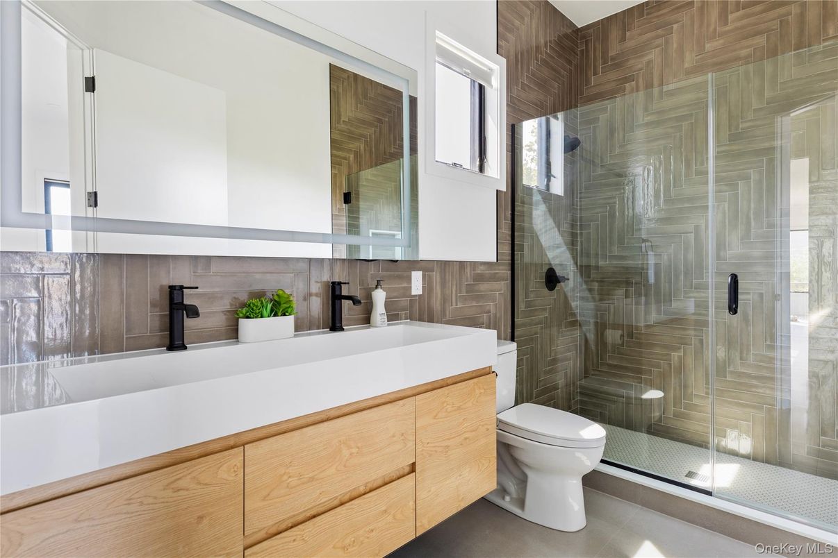Bathroom, Glass Shower, Interior