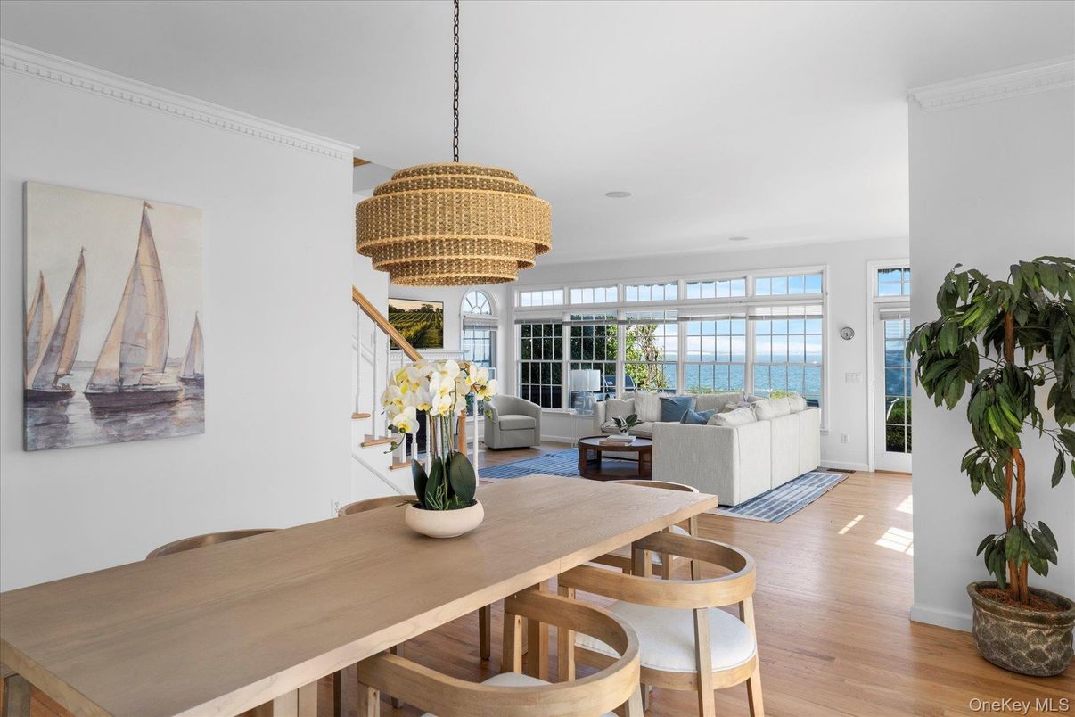 Chandelier, Dining room, Interior, Living room, Water, Wood Texture Flooring