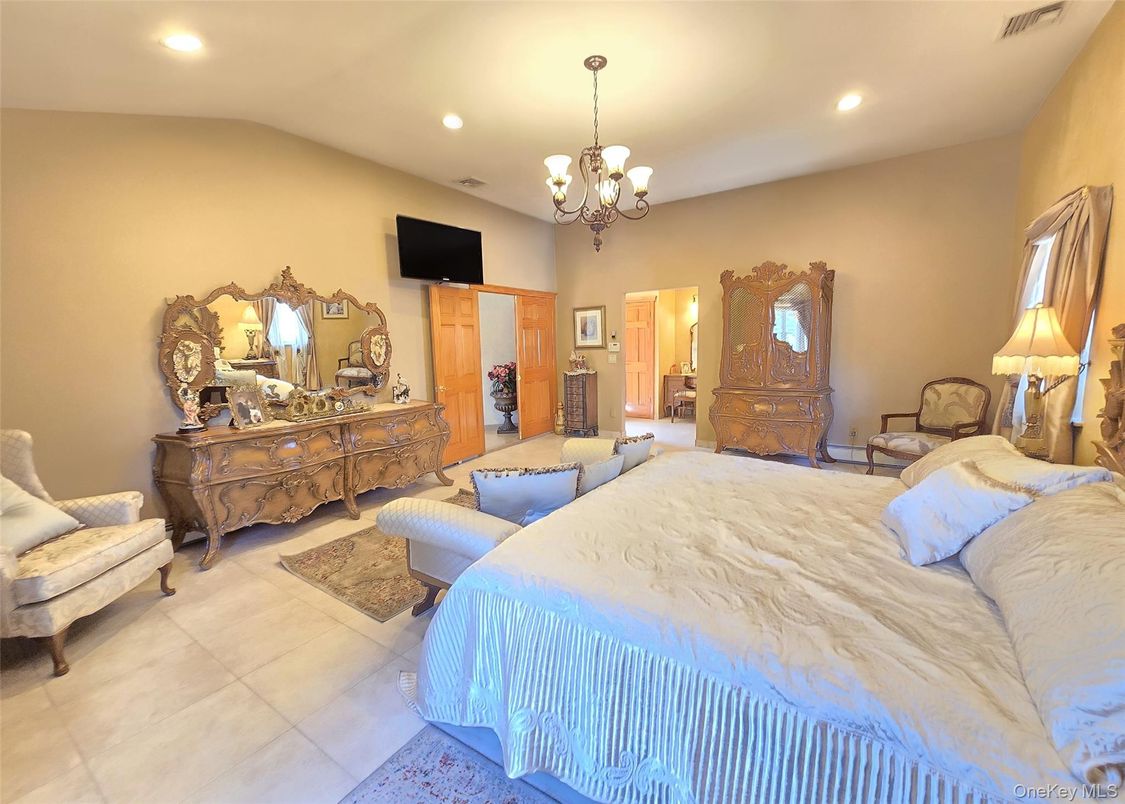 Bedroom, Chandelier, Interior, Recessed Lighting