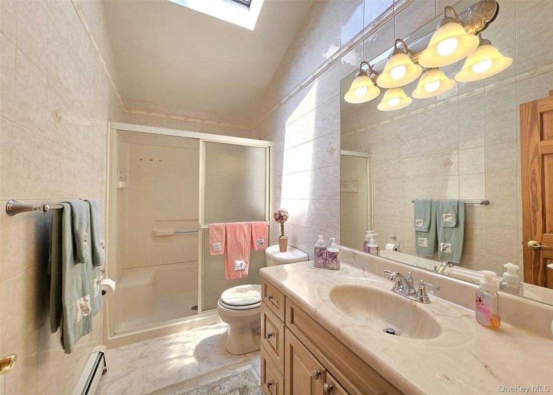 Bathroom, Dual Sink Vanities, Interior, Marble