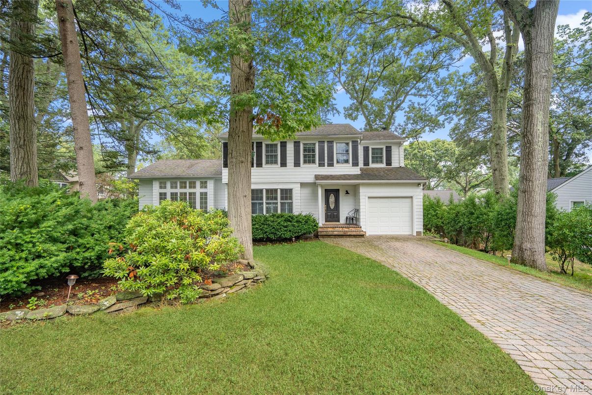 Attached, Backyard, Exterior, Facade, Georgian