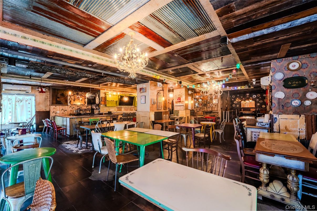 Chandelier, Dining room, Interior