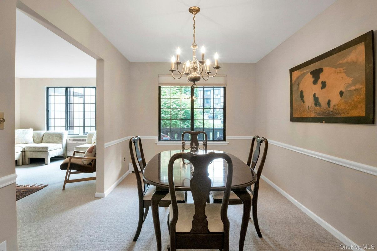 Chandelier, Dining room, Interior