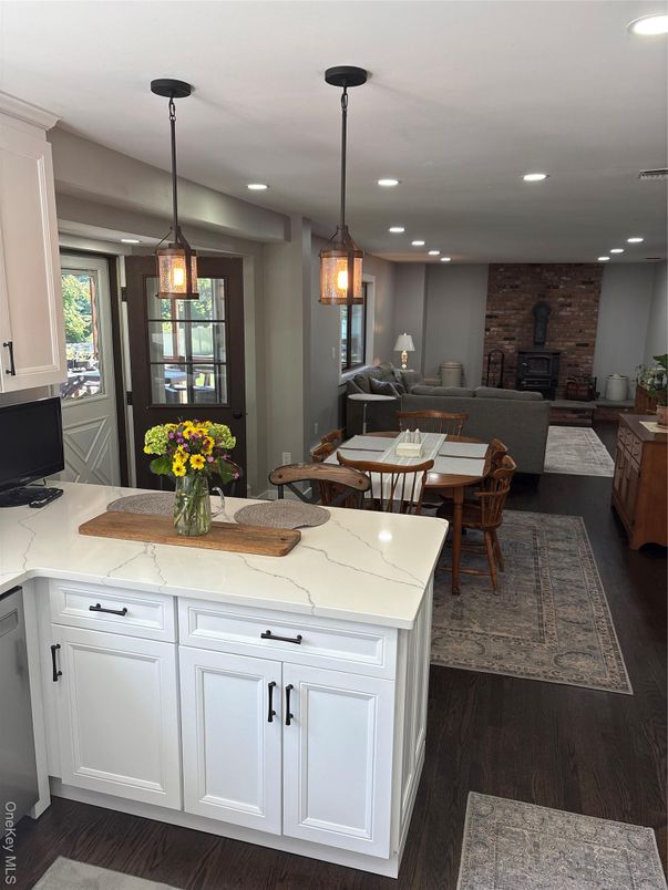Dining room, Interior, Kitchen, Pendant Lights, Recessed Lighting, Stone Walls, Wood Texture Flooring