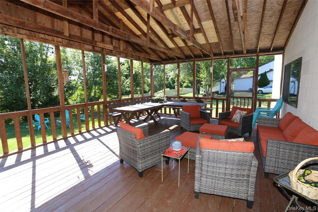 Interior, Living room, Sun Room, Wooden Beams, Wooden Ceilings, Wood Texture Flooring