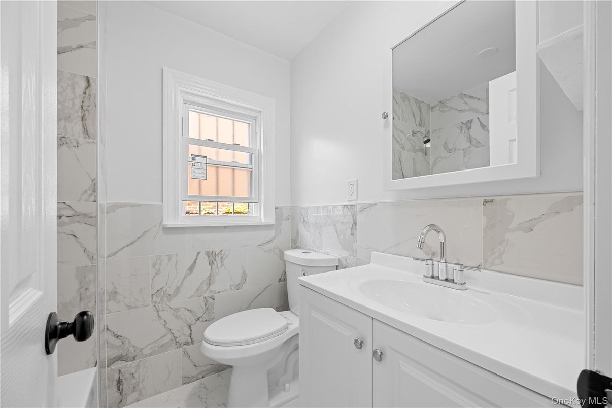 Bathroom, Interior, Marble, Marble Walls