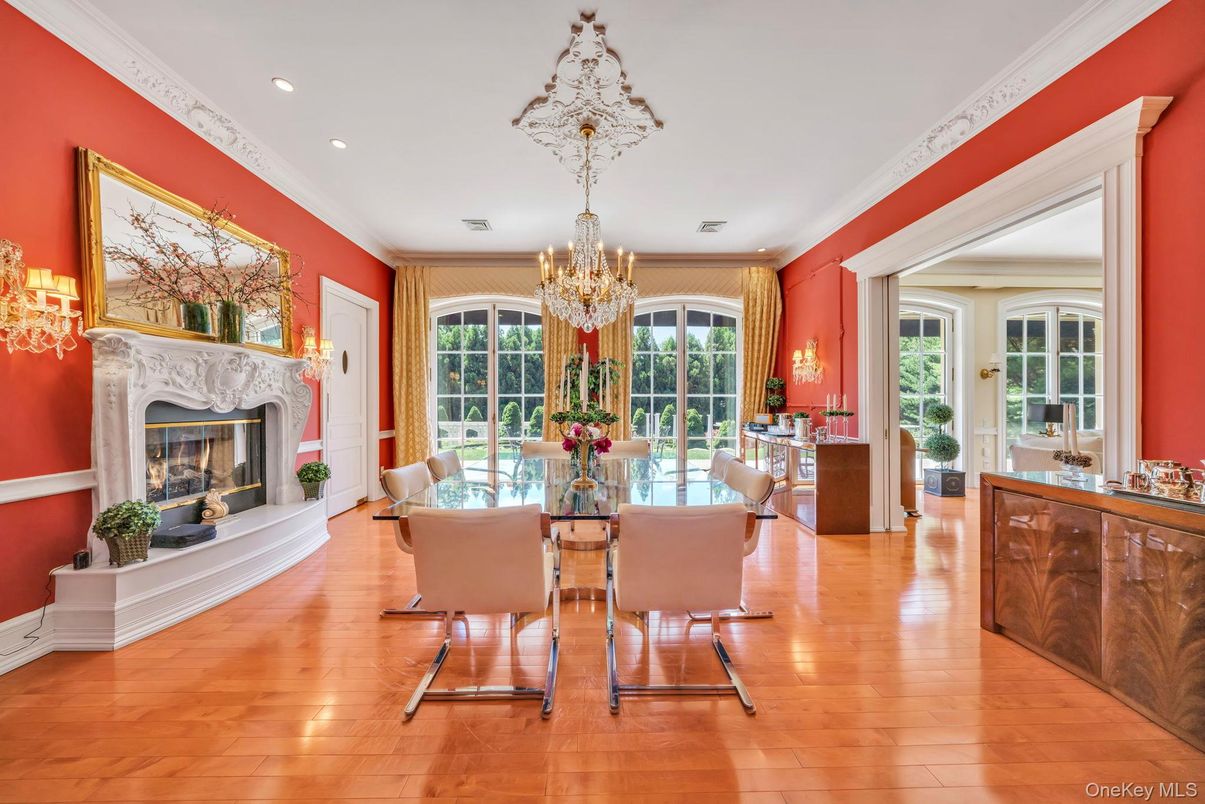 Chandelier, Dining room, Fireplace, Interior, Recessed Lighting, Wood Texture Flooring