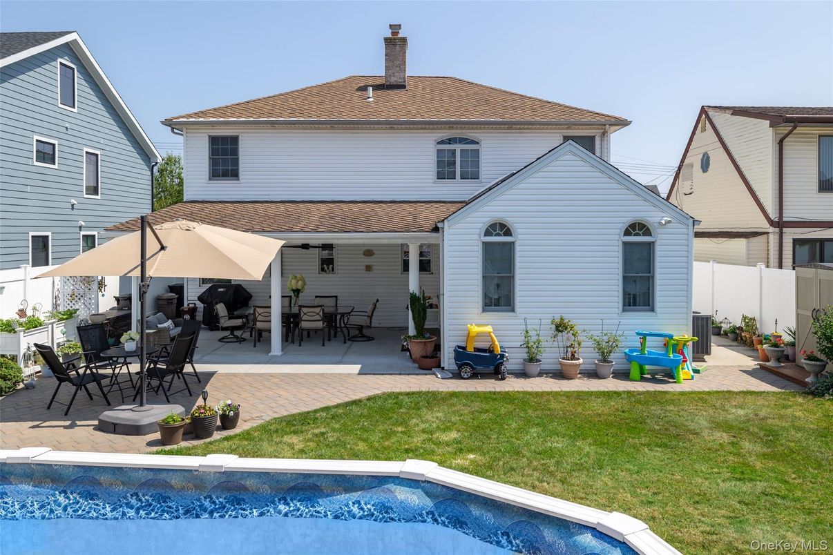 Backyard, Exterior, Pool