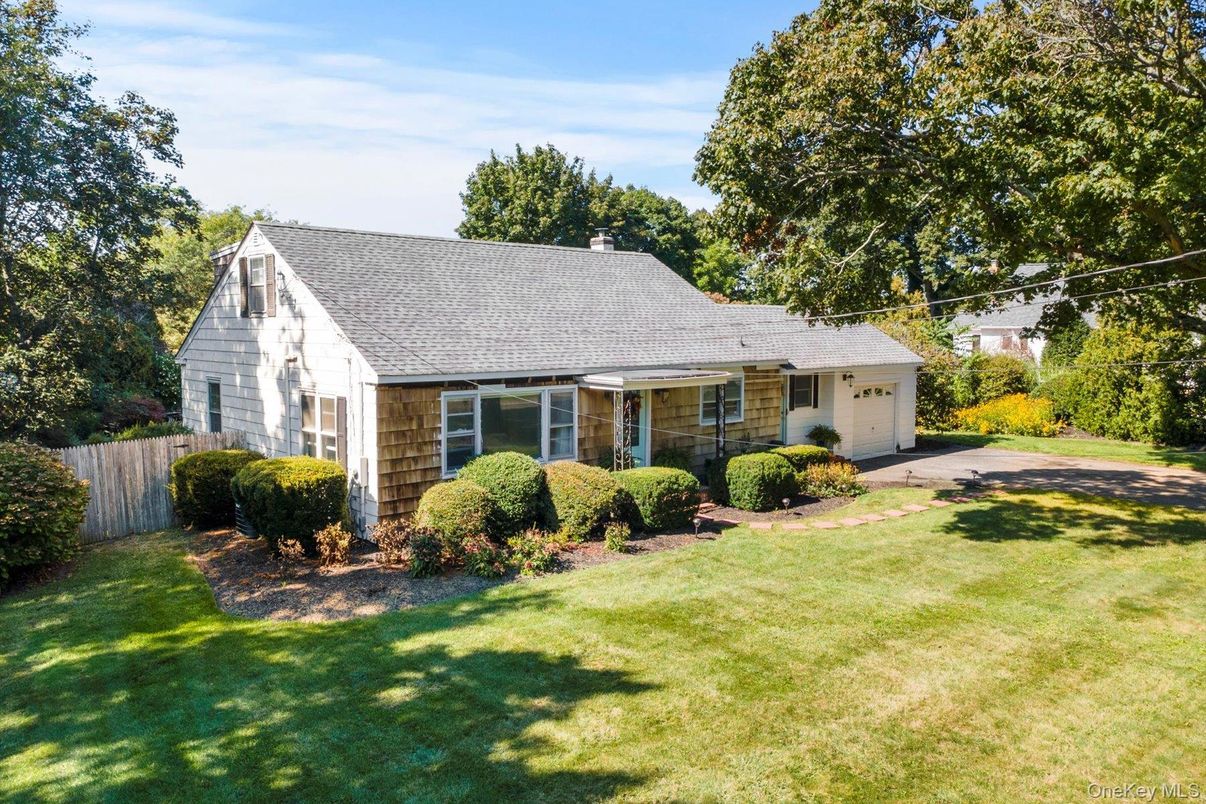 Attached, Backyard, Exterior, Facade, Cape Cod