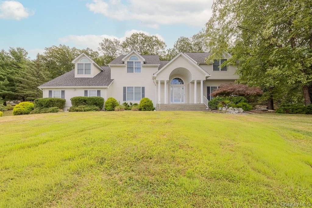 Backyard, Exterior, Facade, Farmhouse