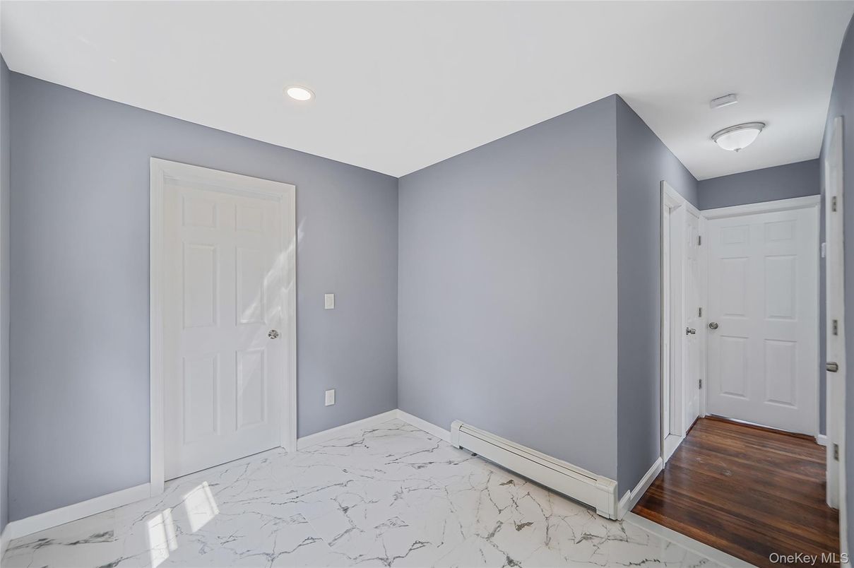 Empty room, Interior, Marble, Recessed Lighting, Wood Texture Flooring