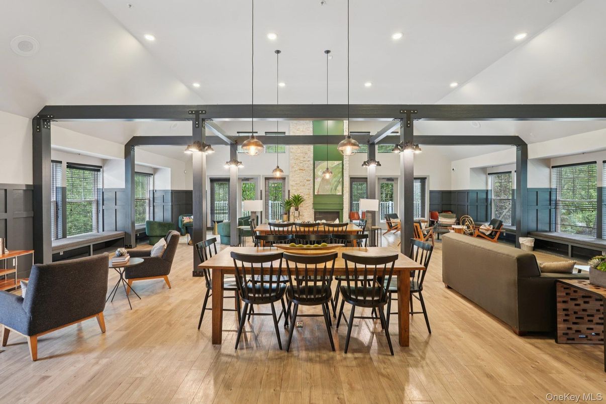 Dining room, Interior, Living room, Pendant Lights, Recessed Lighting, Wood Texture Flooring