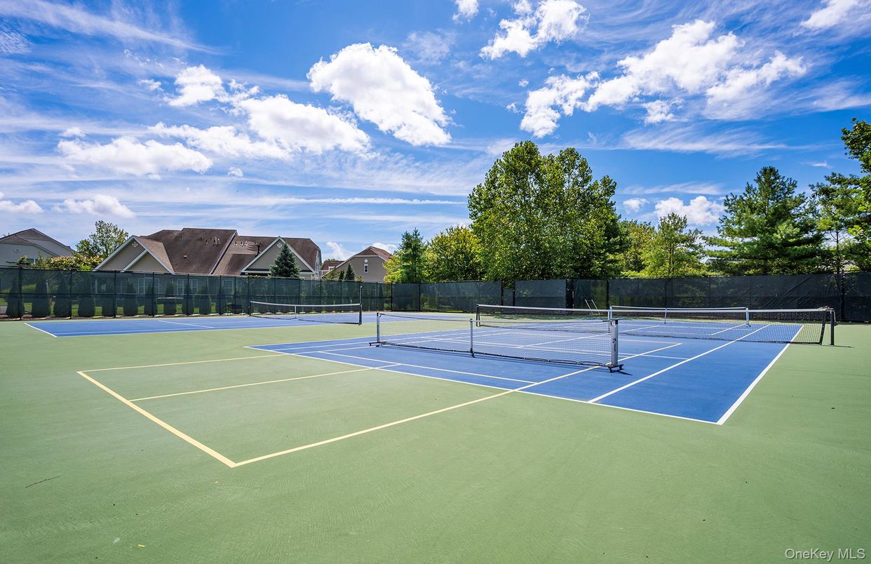 Exterior, Tennis Courts