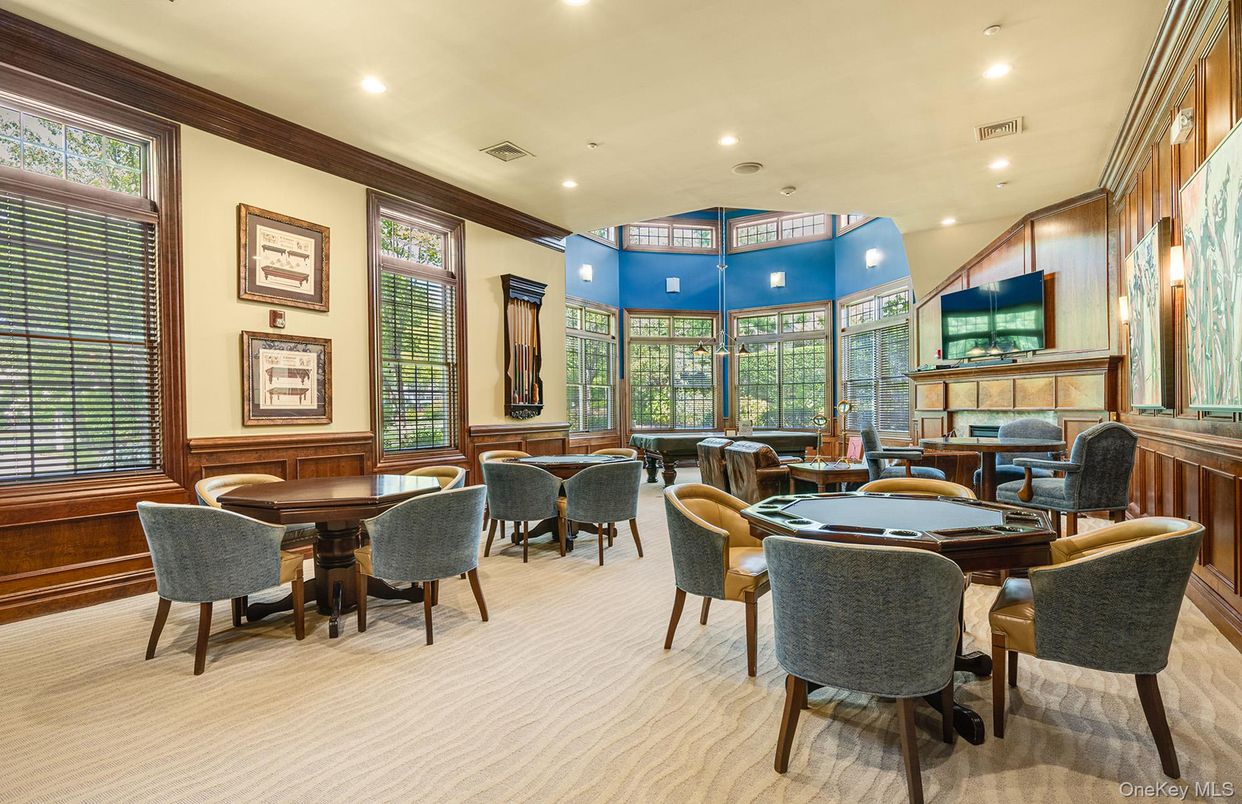 Dining room, Game Room, Interior, Recessed Lighting