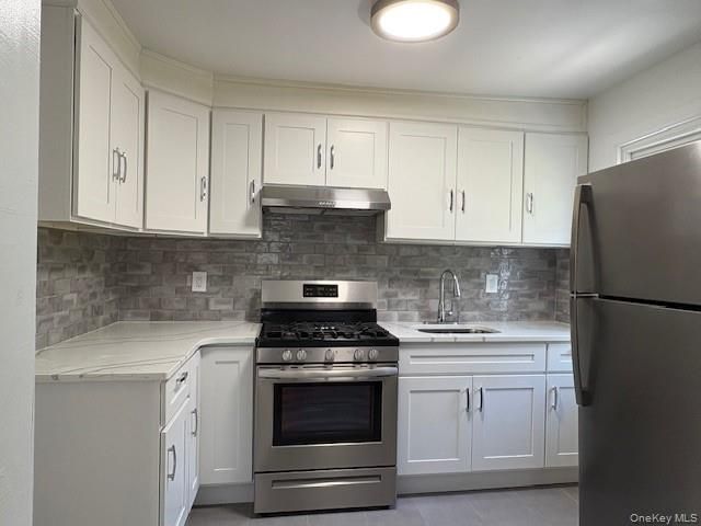 Interior, Kitchen, Stainless Steel Appliances