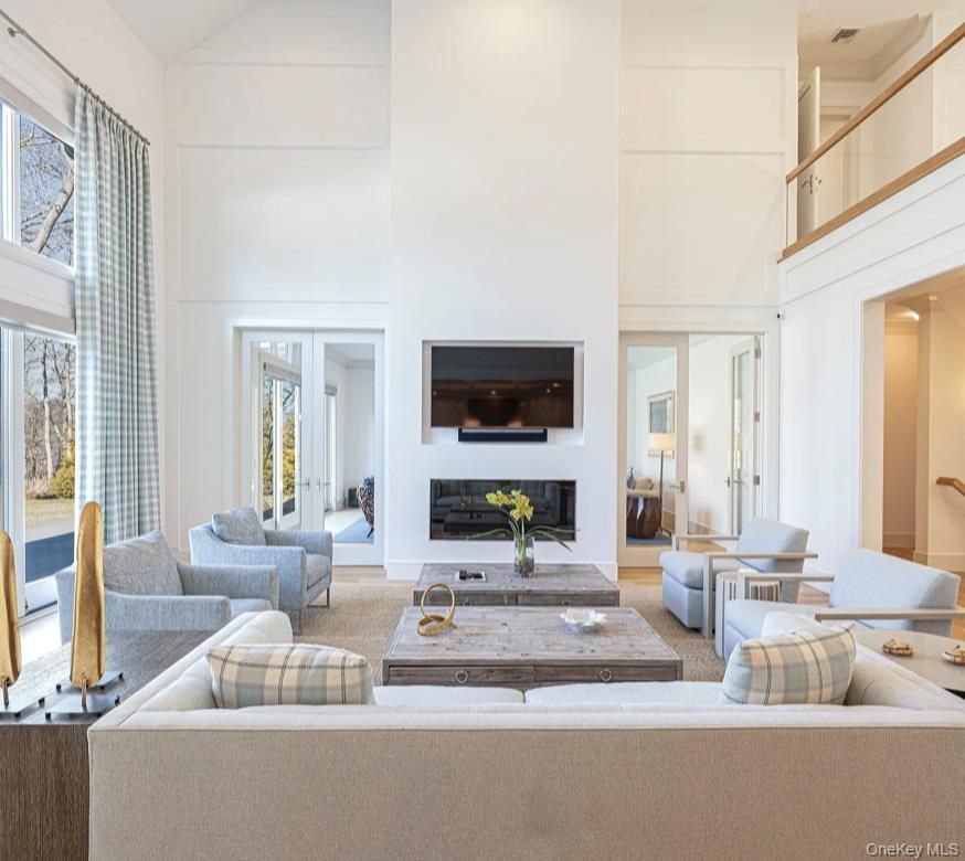 Fireplace, Interior, Living room