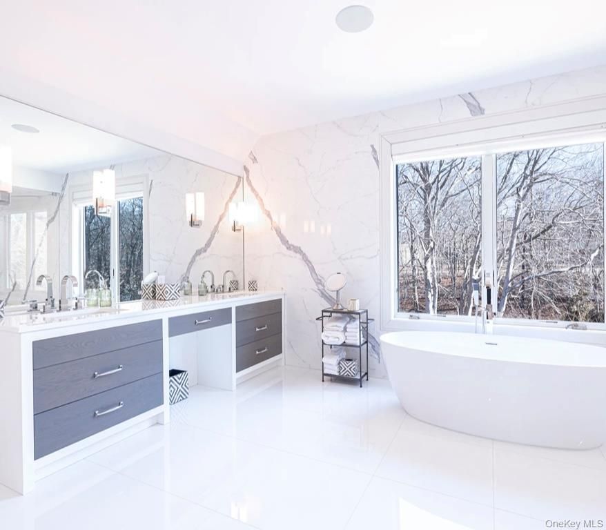 Bathroom, Dual Sink Vanities, Free Standing Baths, Interior, Marble Walls