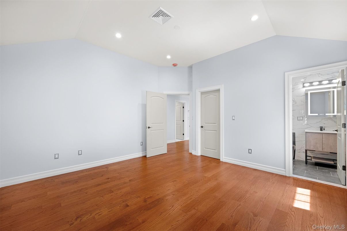 Bathroom, Empty room, Interior, Recessed Lighting, Wood Texture Flooring