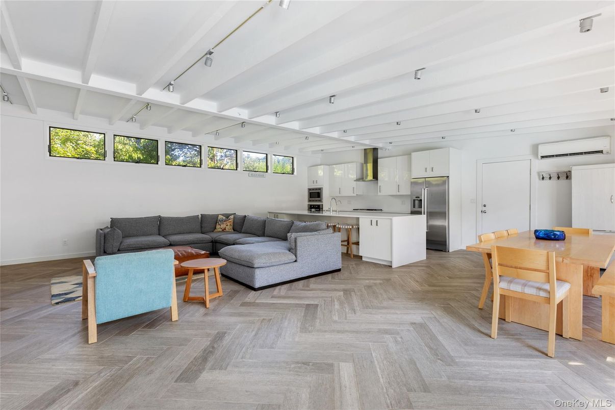 Dining room, Interior, Kitchen, Living room, Stainless Steel Appliances, Wood Texture Flooring