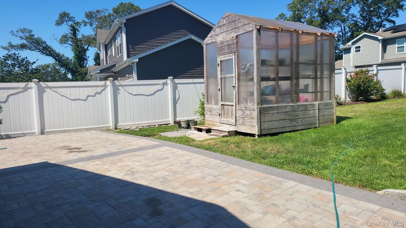 Backyard, Exterior, Hot Tub