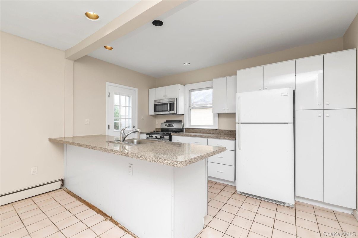 Interior, Kitchen, Recessed Lighting