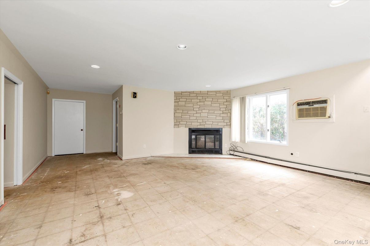 Empty room, Fireplace, Interior, Recessed Lighting