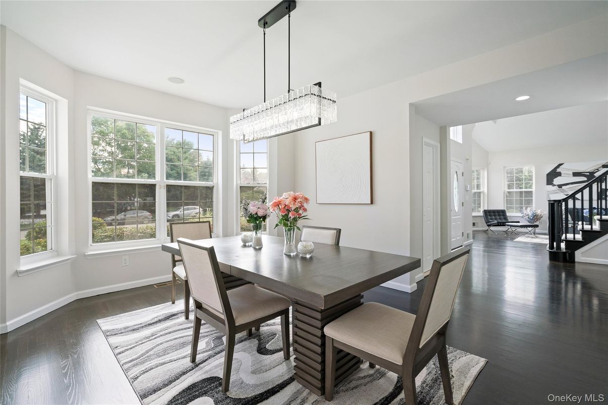 Chandelier, Dining room, Interior, Recessed Lighting, Wood Texture Flooring
