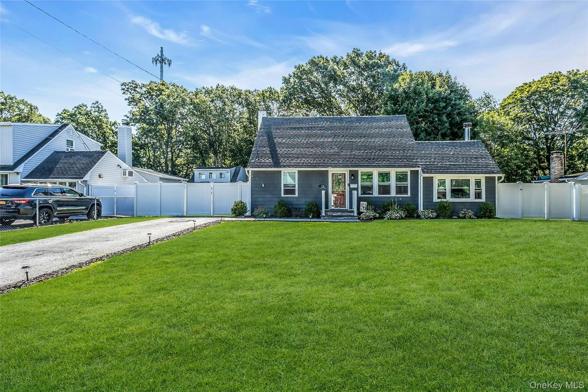 Attached, Backyard, Exterior, Facade, Cape Cod