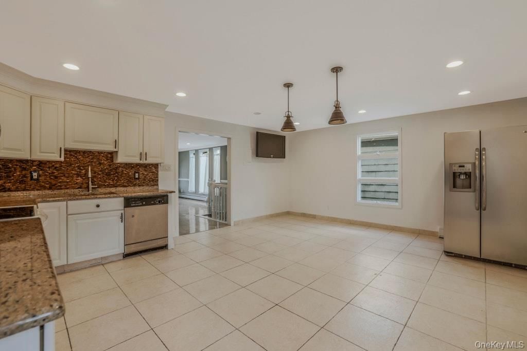 Interior, Kitchen, Pendant Lights, Recessed Lighting