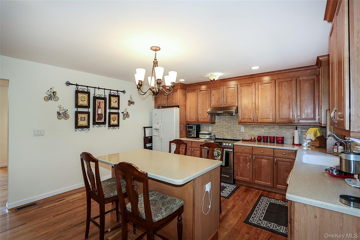 Chandelier, Interior, Kitchen, Recessed Lighting, Wood Texture Flooring