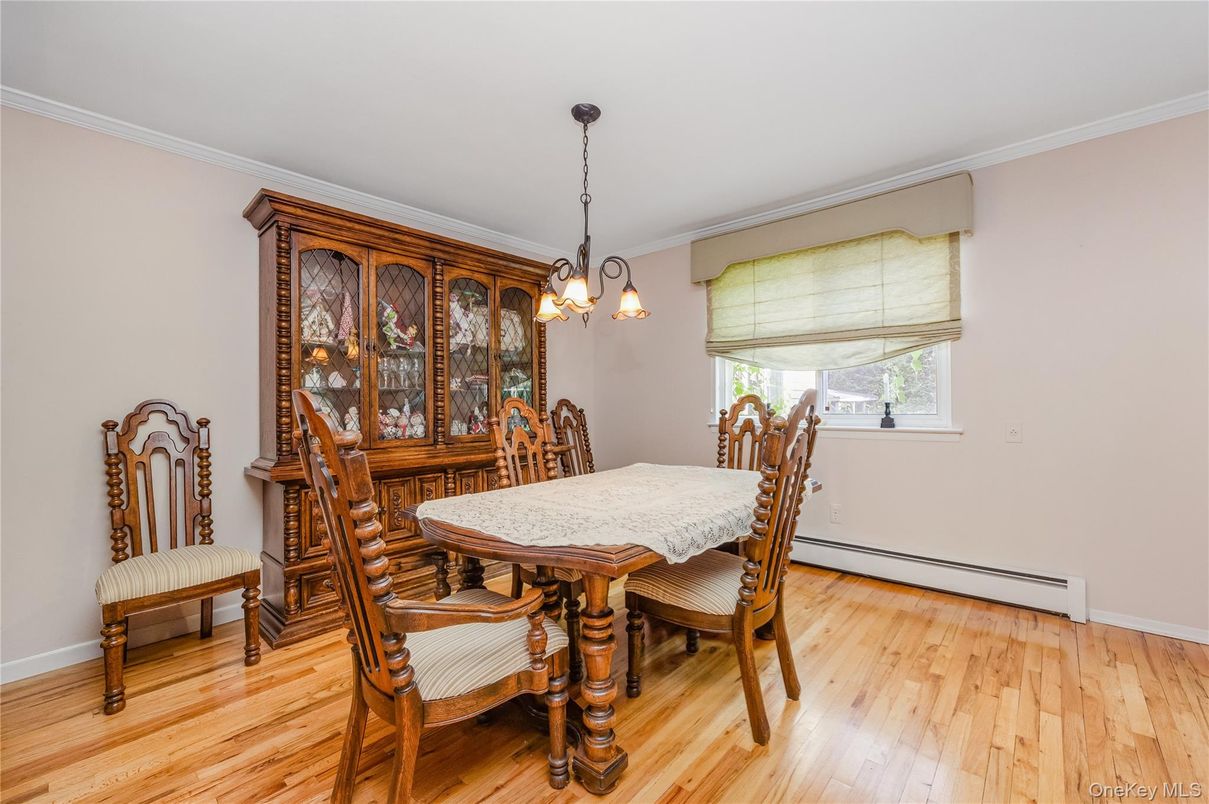 Chandelier, Dining room, Interior, Pendant Lights, Wood Texture Flooring