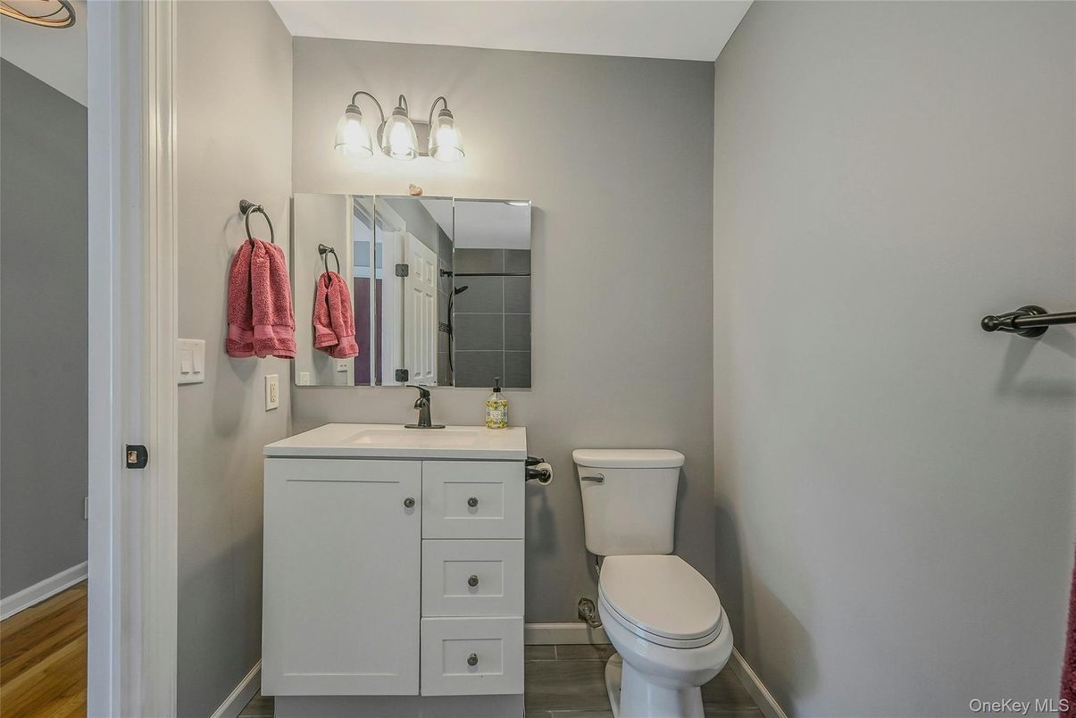 Bathroom, Interior, Wood Texture Flooring