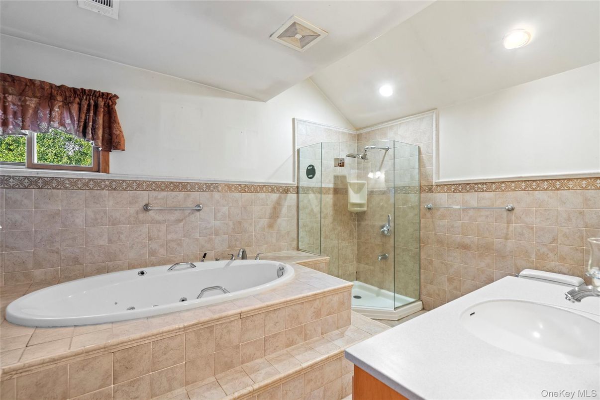 Bathroom, Dual Sink Vanities, Glass Shower, Interior, Recessed Lighting
