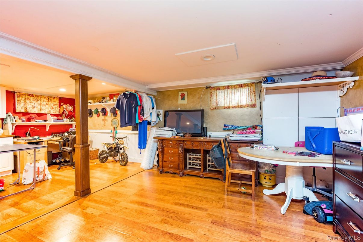 Game Room, Interior, Recessed Lighting, Wood Texture Flooring