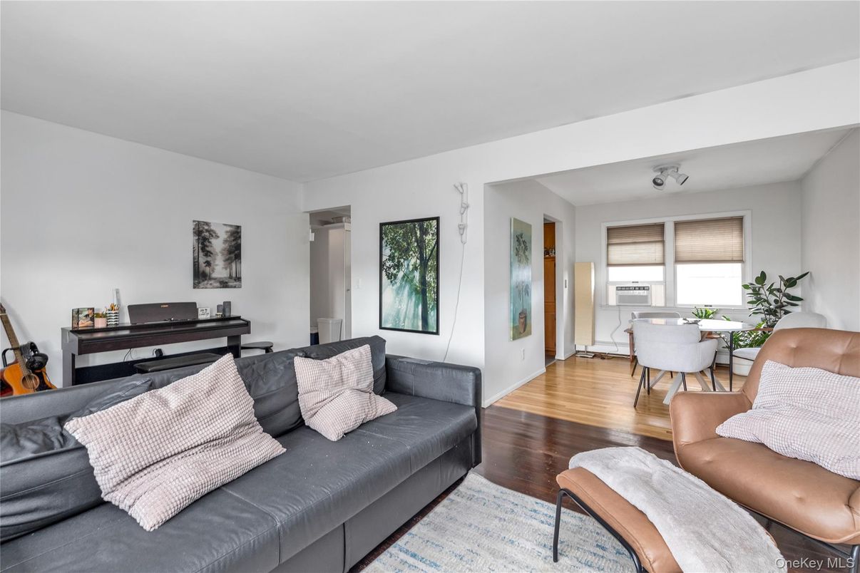 Dining room, Interior, Living room, Wood Texture Flooring