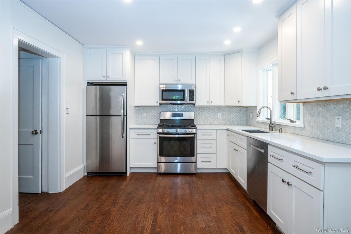 Interior, Kitchen, Recessed Lighting, Stainless Steel Appliances, Wood Texture Flooring